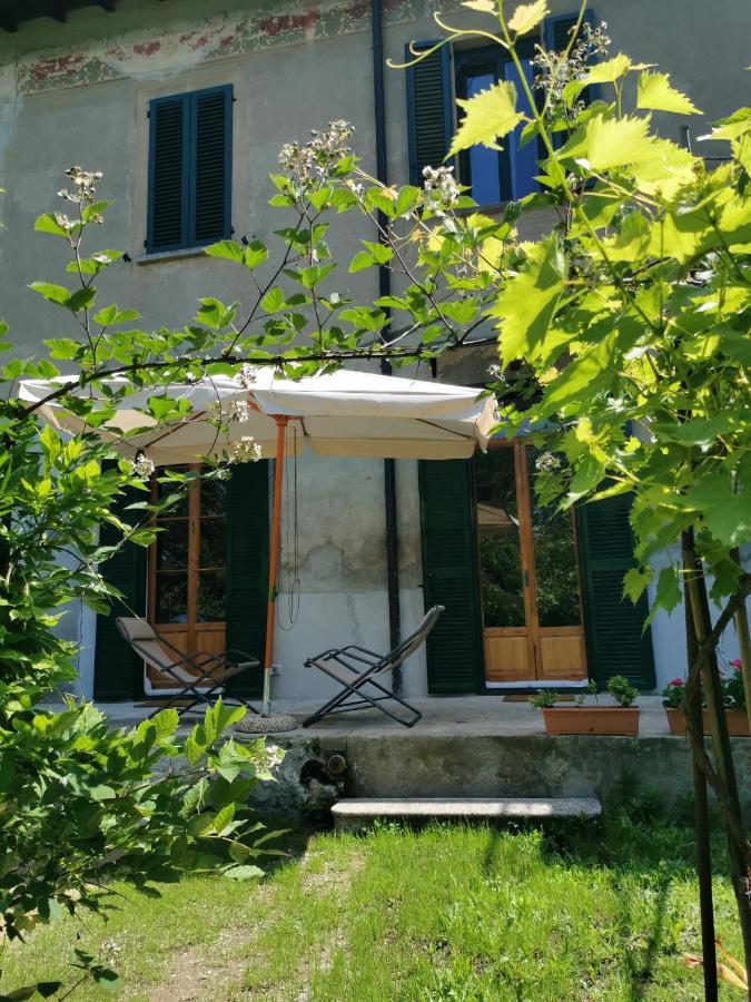 Curt Da Beta - Casa Vacanze Con Giardino In Corte Del XVIII Secolo Malnate Экстерьер фото