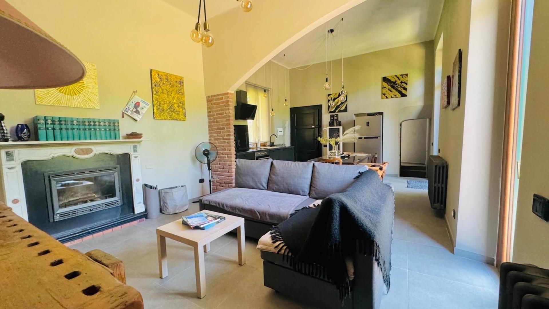 Curt Da Beta - Casa Vacanze Con Giardino In Corte Del XVIII Secolo Malnate Экстерьер фото